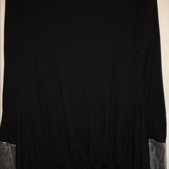 Black open back party dress - Picture 3 of 6